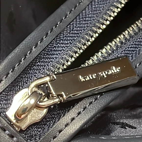 KATE SPADE NEW YORK Slide Daisy Tote - Picture 10 of 17